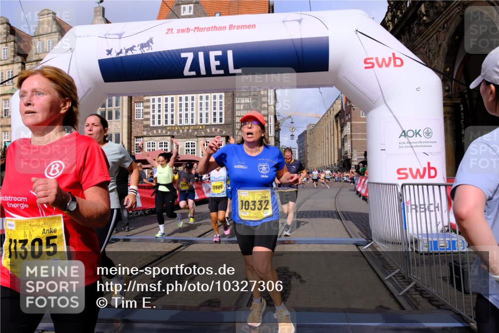 13.09.2026 - 21. swb-Marathon Bremen Tim E. http://msf.ph/oto/10327306 13.09.2026 11:01:58 Ziel 10181, 10251, 10332, 10497, 11075, 11150, 11305, 11324, 11412, 11413, 11479, 11486, 11550, 11551, 11666, 11668, 11747, 11798, 11985, 11986, 12379 meine-sportfotos.de