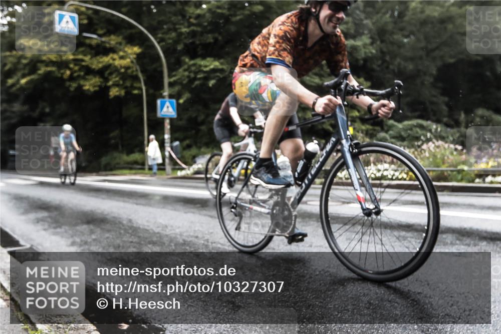 13.09.2026 - Stadtparktriathlon H.Heesch http://msf.ph/oto/10327307 13.09.2026 13:01:49 Radfahren 1280, 1349, 1368 meine-sportfotos.de