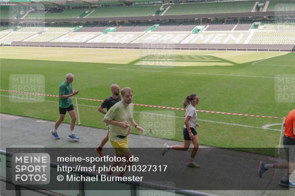 13.09.2026 - 21. swb-Marathon Bremen Michael Burmester http://msf.ph/oto/10327317 13.09.2026 12:57:05 Laufen im Stadion 307, 334, 411, 431, 465, 655, 769, 776, 854, 857, 876, 909, 926, 948, 1010, 1130, 1254, 1535, 1537, 1601, 1750, 1752, 1809, 1881, 1900, 1972, 2001, 2040, 2046, 2051, 2075, 2122, 2260, 2324, 2371, 2402, 2423, 2473, 2493, 2535, 2604, 2634, 2640, 2671, 2761, 2812, 2903, 2904, 2948, 3051, 3078, 3119, 3182, 3202, 3290, 3319, 3348, 3411, 3450, 3458, 3508, 3514, 3634, 3685, 3690, 3760, 3813, 3866, 3939, 4101, 4135, 4171, 4174, 4316, 4413, 4479, 4733, 5695, 5867 meine-sportfotos.de