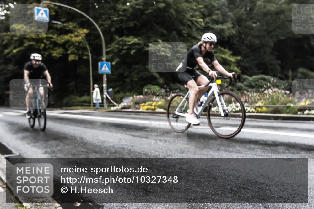 13.09.2026 - Stadtparktriathlon H.Heesch http://msf.ph/oto/10327348 13.09.2026 13:02:01 Radfahren 1232, 1248, 1255, 1287, 1299, 1329, 1355, 1393 meine-sportfotos.de