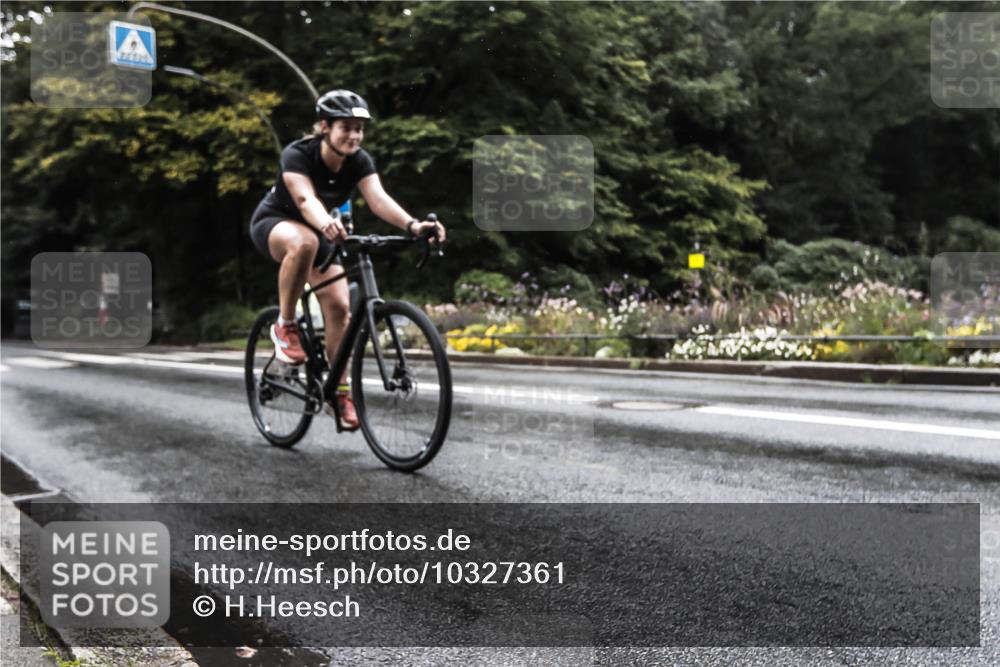 13.09.2026 - Stadtparktriathlon H.Heesch http://msf.ph/oto/10327361 13.09.2026 13:02:04 Radfahren 1232, 1248, 1255, 1287, 1355 meine-sportfotos.de