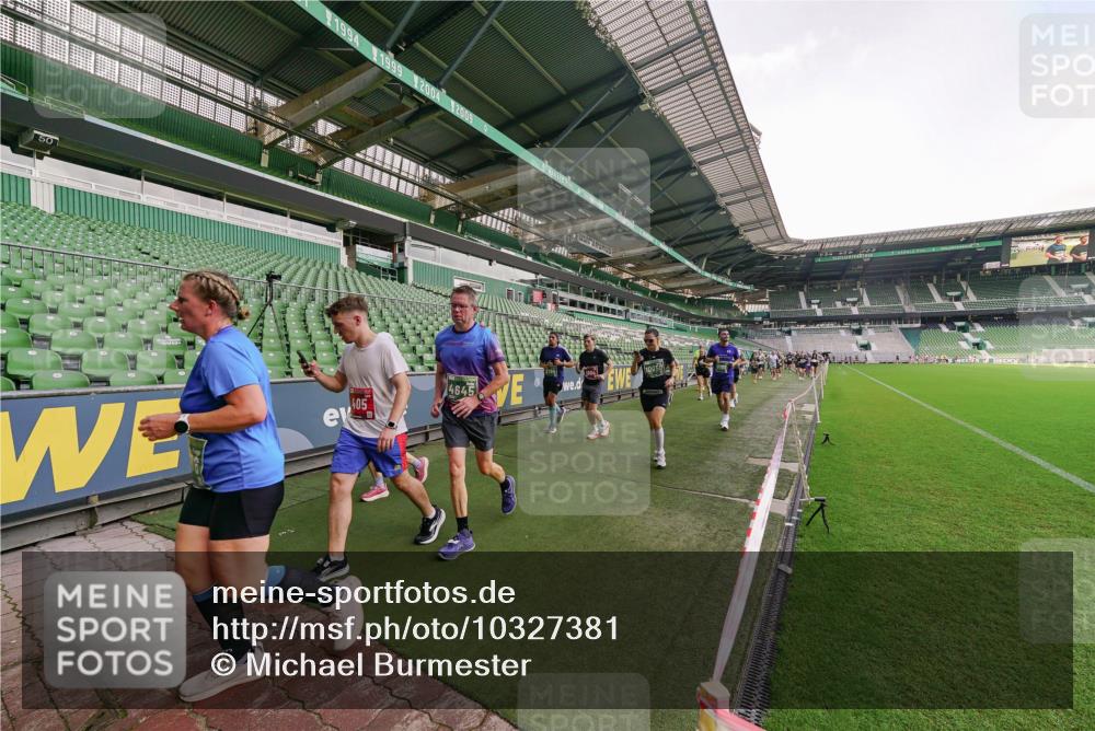 13.09.2026 - 21. swb-Marathon Bremen Michael Burmester http://msf.ph/oto/10327381 13.09.2026 13:32:25 Laufen im Stadion 295, 344, 350, 386, 487, 490, 617, 690, 786, 787, 840, 965, 1133, 1142, 1292, 1310, 1314, 1326, 1329, 1377, 1427, 1591, 1592, 1775, 1801, 1869, 1892, 1897, 1904, 1923, 2077, 2230, 2231, 2253, 2270, 2274, 2320, 2344, 2374, 2456, 2514, 2523, 2539, 2556, 2616, 2630, 2643, 2649, 2677, 2726, 2769, 2848, 2877, 2945, 2952, 3014, 3038, 3094, 3140, 3223, 3350, 3379, 3401, 3426, 3572, 3601, 3644, 3723, 3736, 3746, 3901, 3918, 3944 meine-sportfotos.de