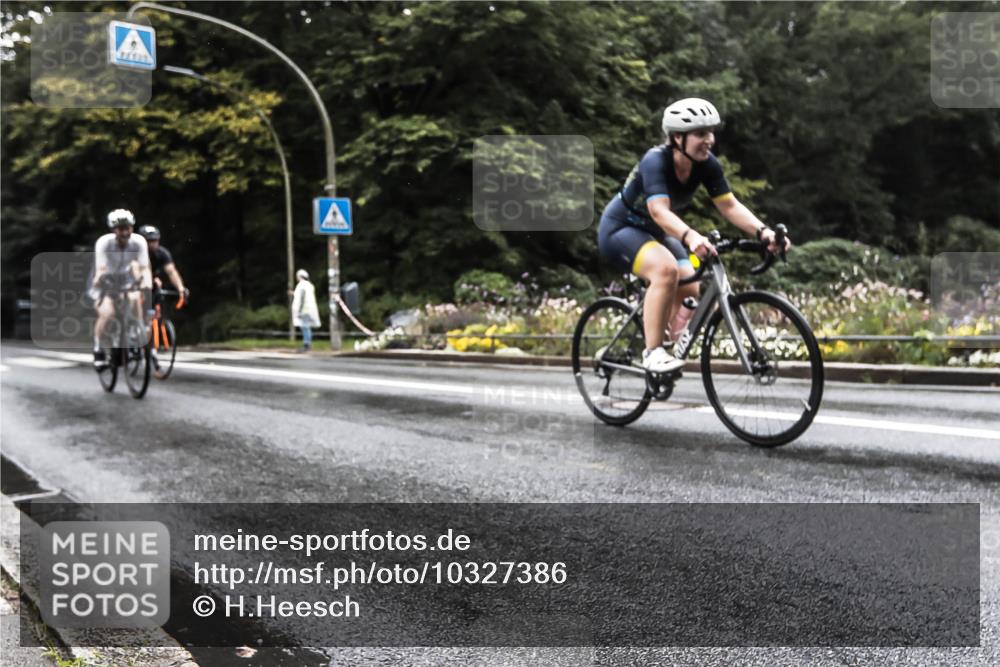 13.09.2026 - Stadtparktriathlon H.Heesch http://msf.ph/oto/10327386 13.09.2026 13:02:18 Radfahren 1204, 1262, 1395, 1396 meine-sportfotos.de