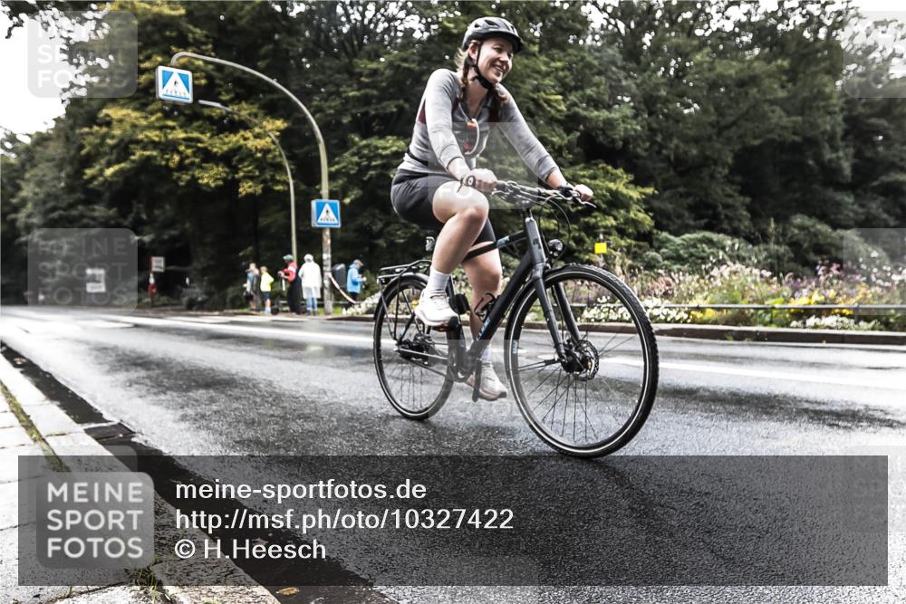 13.09.2026 - Stadtparktriathlon H.Heesch http://msf.ph/oto/10327422 13.09.2026 11:52:18 Radfahren 780 meine-sportfotos.de