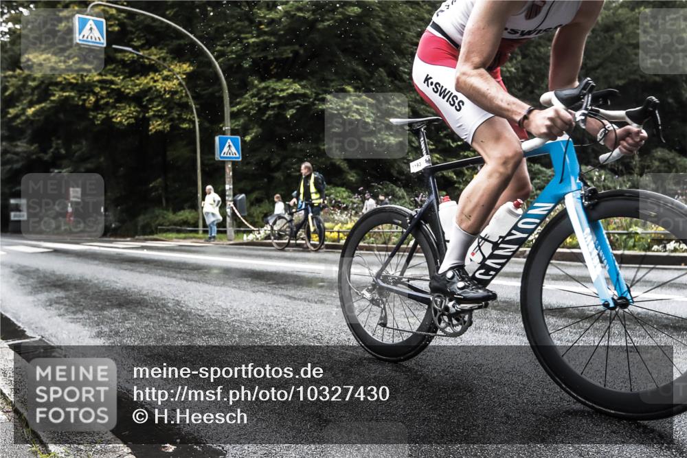 13.09.2026 - Stadtparktriathlon H.Heesch http://msf.ph/oto/10327430 13.09.2026 13:02:43 Radfahren 1193, 1235 meine-sportfotos.de