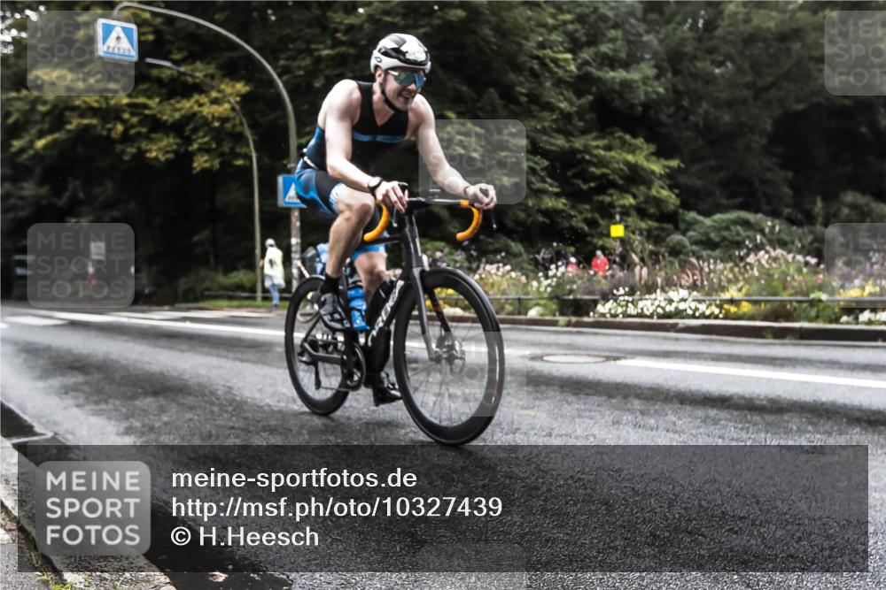 13.09.2026 - Stadtparktriathlon H.Heesch http://msf.ph/oto/10327439 13.09.2026 13:02:44 Radfahren 1193, 1235 meine-sportfotos.de