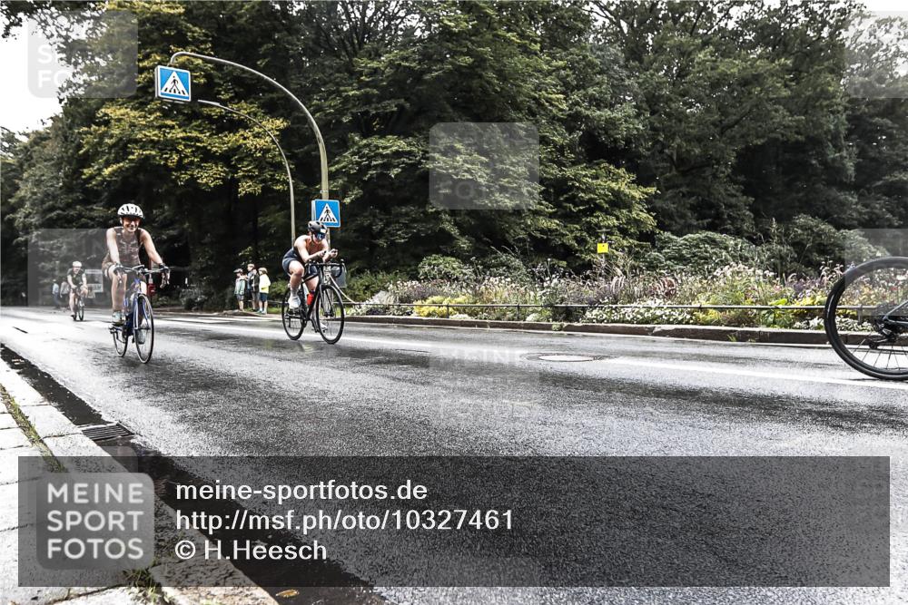 13.09.2026 - Stadtparktriathlon H.Heesch http://msf.ph/oto/10327461 13.09.2026 11:52:48 Radfahren 709, 721, 729, 747, 756, 895, 938 meine-sportfotos.de