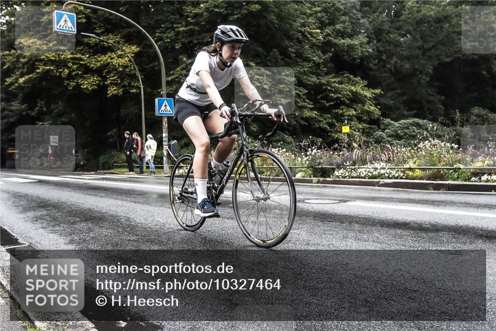 13.09.2026 - Stadtparktriathlon H.Heesch http://msf.ph/oto/10327464 13.09.2026 13:03:26 Radfahren 1078, 1250, 1348 meine-sportfotos.de