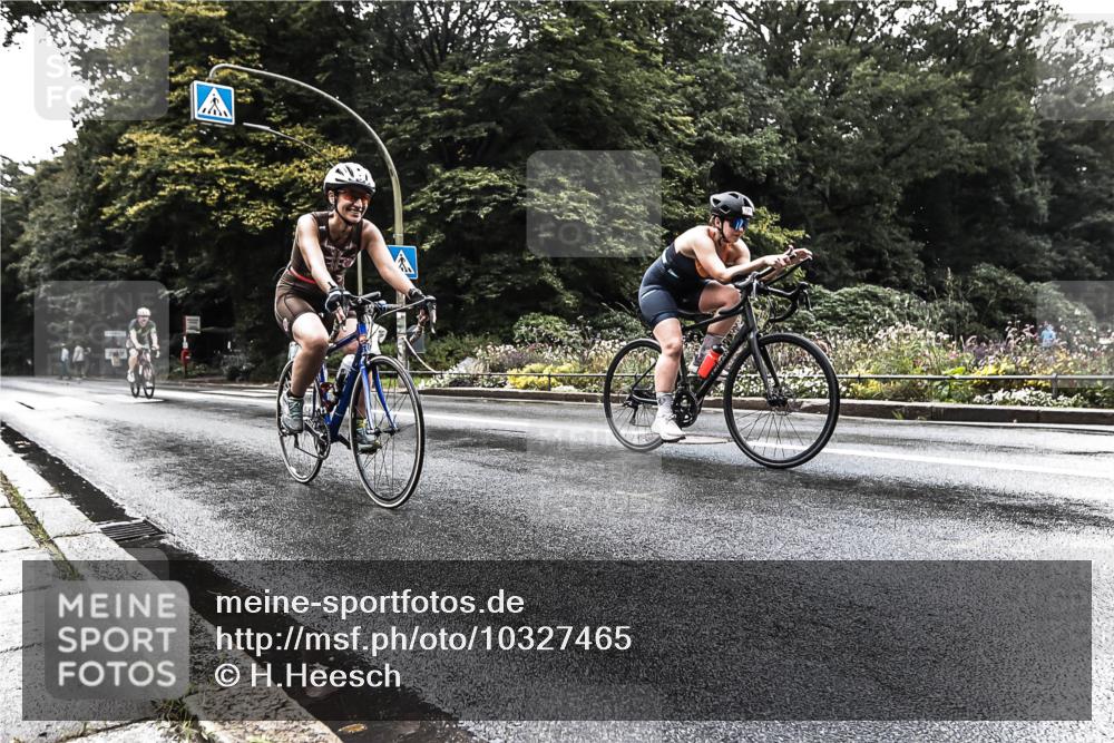 13.09.2026 - Stadtparktriathlon H.Heesch http://msf.ph/oto/10327465 13.09.2026 11:52:49 Radfahren 709, 721, 729, 747, 756, 895, 938 meine-sportfotos.de