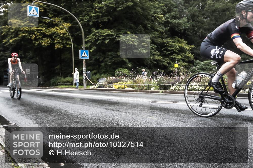 13.09.2026 - Stadtparktriathlon H.Heesch http://msf.ph/oto/10327514 13.09.2026 13:04:09 Radfahren 1260, 1289 meine-sportfotos.de