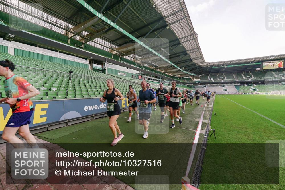 13.09.2026 - 21. swb-Marathon Bremen Michael Burmester http://msf.ph/oto/10327516 13.09.2026 13:32:40 Laufen im Stadion 155, 295, 344, 350, 386, 487, 490, 617, 690, 786, 787, 840, 965, 1001, 1051, 1133, 1142, 1292, 1310, 1314, 1326, 1329, 1377, 1427, 1591, 1592, 1801, 1869, 1892, 1897, 1904, 1923, 2077, 2132, 2226, 2230, 2231, 2253, 2270, 2274, 2320, 2344, 2374, 2456, 2514, 2523, 2539, 2556, 2616, 2630, 2649, 2726, 2769, 2848, 2945, 2952, 3014, 3038, 3140, 3223, 3350, 3379, 3426, 3572, 3601, 3614, 3644, 3736, 3746, 3797, 3901, 3918, 3944 meine-sportfotos.de