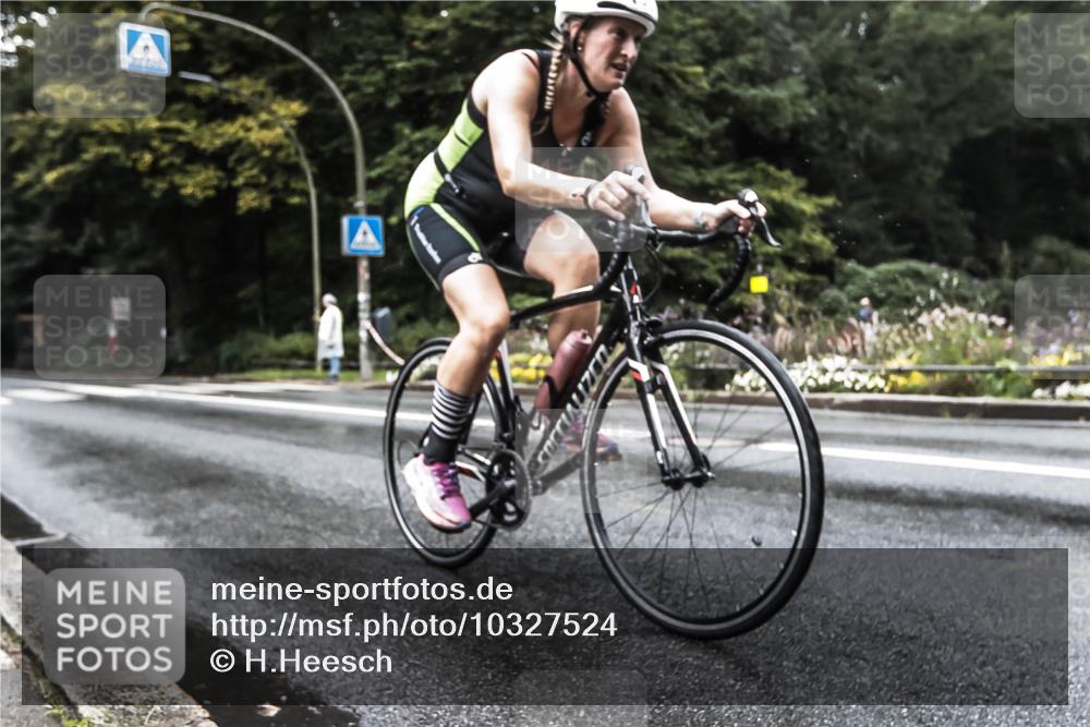 13.09.2026 - Stadtparktriathlon H.Heesch http://msf.ph/oto/10327524 13.09.2026 13:04:16 Radfahren 1275 meine-sportfotos.de
