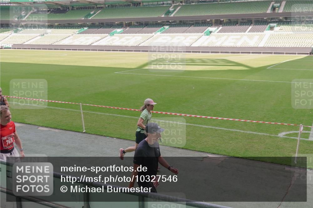 13.09.2026 - 21. swb-Marathon Bremen Michael Burmester http://msf.ph/oto/10327546 13.09.2026 12:57:23 Laufen im Stadion 307, 334, 431, 465, 672, 769, 776, 789, 790, 857, 876, 909, 926, 948, 1010, 1119, 1130, 1191, 1199, 1254, 1535, 1601, 1647, 1750, 1752, 1809, 1881, 1900, 1933, 1972, 2001, 2040, 2046, 2051, 2075, 2324, 2371, 2397, 2402, 2423, 2473, 2493, 2535, 2634, 2640, 2671, 2761, 2812, 2903, 2904, 2948, 3051, 3078, 3119, 3138, 3182, 3186, 3202, 3290, 3319, 3348, 3411, 3450, 3458, 3508, 3514, 3534, 3634, 3655, 3685, 3690, 3695, 3760, 3813, 3866, 3939, 4101, 4120, 4171, 4174, 4316, 4479 meine-sportfotos.de