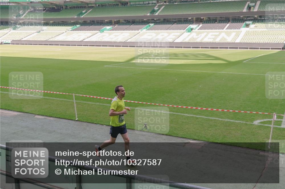 13.09.2026 - 21. swb-Marathon Bremen Michael Burmester http://msf.ph/oto/10327587 13.09.2026 12:57:28 Laufen im Stadion 141, 307, 334, 431, 511, 672, 769, 776, 789, 790, 857, 876, 909, 926, 948, 1010, 1119, 1130, 1191, 1199, 1254, 1535, 1601, 1647, 1752, 1809, 1881, 1900, 1933, 1972, 2001, 2040, 2046, 2051, 2075, 2324, 2371, 2397, 2402, 2423, 2473, 2493, 2535, 2634, 2640, 2671, 2761, 2812, 2903, 2904, 2948, 3051, 3078, 3119, 3138, 3148, 3182, 3186, 3202, 3290, 3319, 3338, 3348, 3411, 3450, 3458, 3514, 3534, 3634, 3655, 3685, 3690, 3695, 3760, 3813, 3866, 3933, 3939, 4101, 4120, 4171, 4174, 4316 meine-sportfotos.de