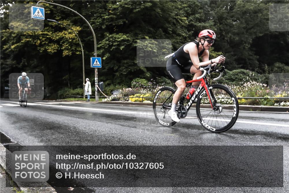 13.09.2026 - Stadtparktriathlon H.Heesch http://msf.ph/oto/10327605 13.09.2026 13:04:52 Radfahren 1084, 1192, 1359, 1392 meine-sportfotos.de