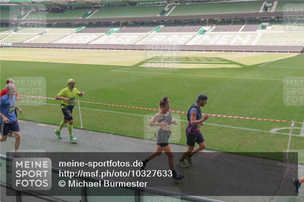 13.09.2026 - 21. swb-Marathon Bremen Michael Burmester http://msf.ph/oto/10327633 13.09.2026 12:57:32 Laufen im Stadion 141, 334, 431, 511, 672, 769, 776, 789, 790, 857, 876, 909, 926, 948, 1010, 1119, 1130, 1191, 1199, 1254, 1535, 1601, 1647, 1752, 1809, 1881, 1900, 1933, 1972, 2001, 2040, 2046, 2051, 2075, 2324, 2371, 2397, 2402, 2423, 2473, 2493, 2535, 2634, 2640, 2671, 2761, 2812, 2903, 2904, 2948, 3051, 3078, 3119, 3138, 3148, 3182, 3186, 3202, 3290, 3319, 3338, 3348, 3450, 3458, 3514, 3534, 3634, 3655, 3685, 3690, 3695, 3760, 3813, 3866, 3933, 3939, 4101, 4120, 4171, 4174, 4316 meine-sportfotos.de