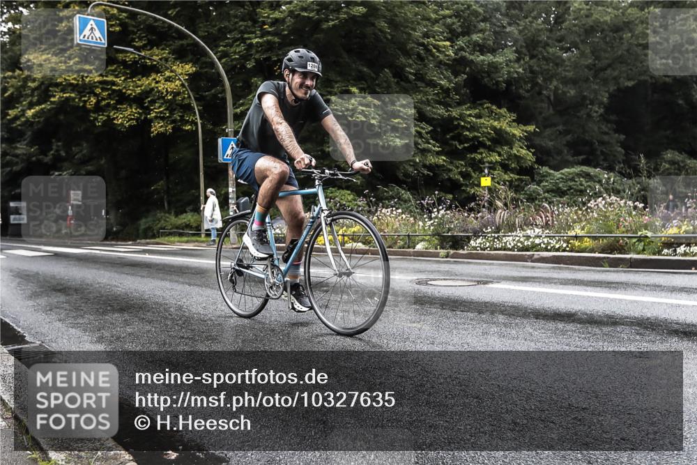 13.09.2026 - Stadtparktriathlon H.Heesch http://msf.ph/oto/10327635 13.09.2026 13:05:00 Radfahren 1208, 1304, 1346, 1372, 1374, 1424 meine-sportfotos.de