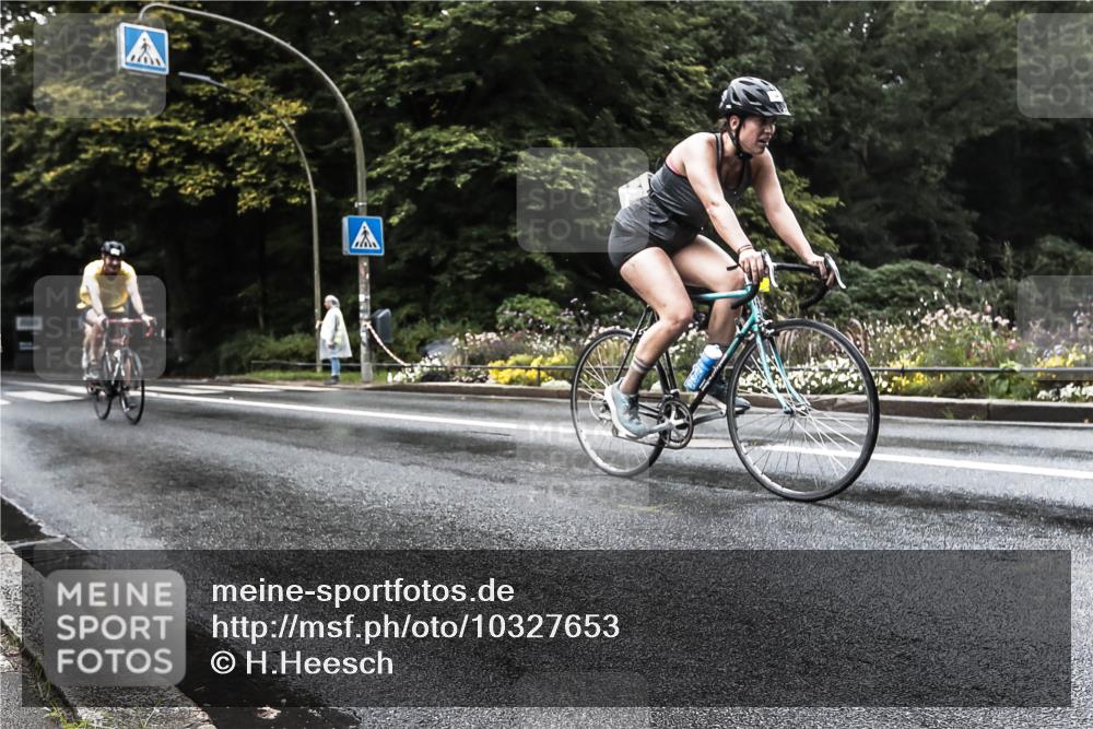 13.09.2026 - Stadtparktriathlon H.Heesch http://msf.ph/oto/10327653 13.09.2026 13:05:03 Radfahren 1208, 1284, 1333, 1346, 1372, 1374, 1409, 1410, 1424 meine-sportfotos.de