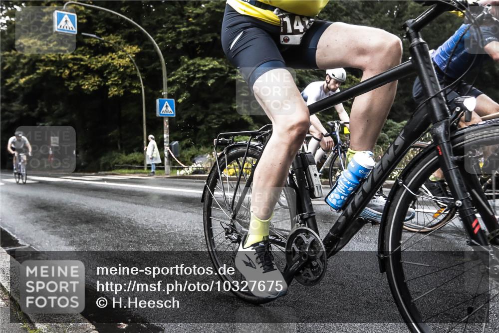 13.09.2026 - Stadtparktriathlon H.Heesch http://msf.ph/oto/10327675 13.09.2026 13:05:06 Radfahren 1284, 1306, 1333, 1346, 1372, 1409, 1410 meine-sportfotos.de