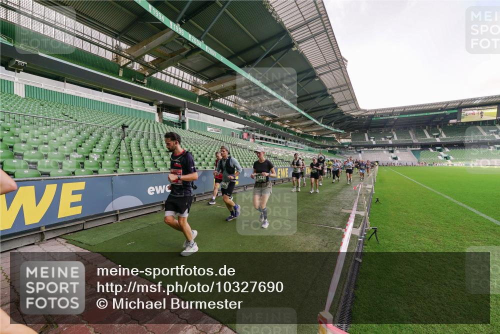 13.09.2026 - 21. swb-Marathon Bremen Michael Burmester http://msf.ph/oto/10327690 13.09.2026 13:33:00 Laufen im Stadion 155, 344, 350, 386, 428, 490, 594, 617, 690, 765, 786, 787, 1001, 1051, 1098, 1133, 1142, 1292, 1310, 1326, 1377, 1427, 1557, 1591, 1592, 1760, 1801, 1869, 1892, 1897, 1923, 2077, 2132, 2226, 2230, 2231, 2253, 2270, 2274, 2320, 2344, 2374, 2399, 2400, 2456, 2514, 2515, 2523, 2539, 2556, 2616, 2630, 2649, 2718, 2769, 2787, 2848, 2945, 2982, 3014, 3140, 3223, 3350, 3379, 3443, 3503, 3572, 3577, 3601, 3614, 3644, 3736, 3746, 3797, 3901, 3911, 3944, 3952 meine-sportfotos.de