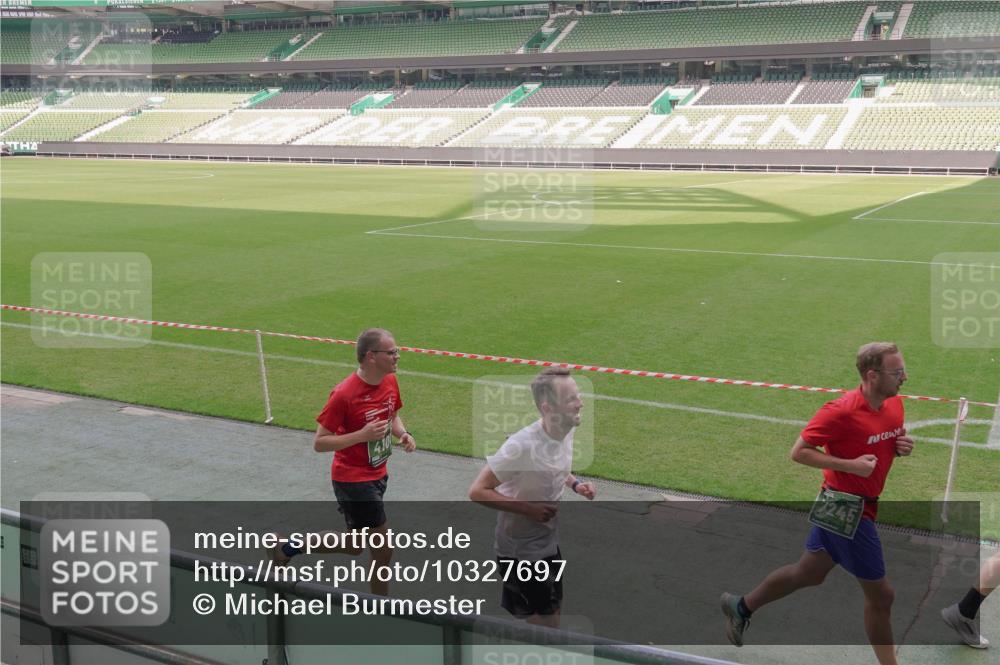 13.09.2026 - 21. swb-Marathon Bremen Michael Burmester http://msf.ph/oto/10327697 13.09.2026 12:57:39 Laufen im Stadion 141, 334, 431, 511, 672, 769, 776, 789, 790, 857, 876, 909, 948, 1010, 1119, 1130, 1191, 1199, 1254, 1281, 1535, 1601, 1642, 1647, 1752, 1809, 1881, 1900, 1931, 1933, 1972, 2001, 2040, 2046, 2051, 2075, 2324, 2343, 2371, 2397, 2402, 2423, 2425, 2473, 2493, 2634, 2640, 2671, 2761, 2812, 2903, 2904, 2948, 3051, 3078, 3138, 3148, 3182, 3186, 3202, 3319, 3338, 3348, 3450, 3458, 3514, 3534, 3560, 3634, 3655, 3685, 3690, 3695, 3760, 3813, 3866, 3933, 3939, 4101, 4120, 4174, 4316 meine-sportfotos.de