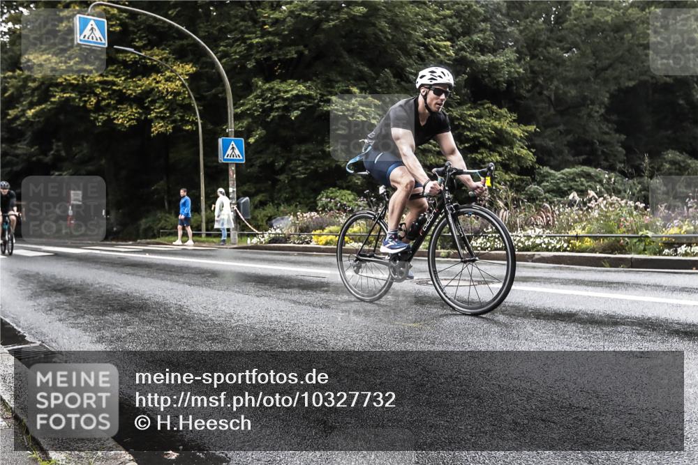 13.09.2026 - Stadtparktriathlon H.Heesch http://msf.ph/oto/10327732 13.09.2026 13:05:41 Radfahren 1198, 1265, 1276, 1377 meine-sportfotos.de