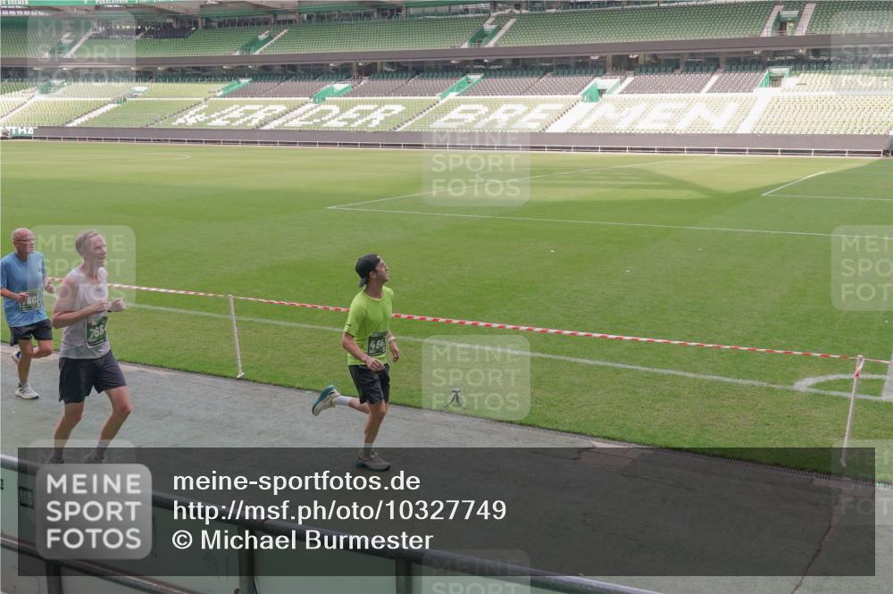 13.09.2026 - 21. swb-Marathon Bremen Michael Burmester http://msf.ph/oto/10327749 13.09.2026 12:57:43 Laufen im Stadion 141, 148, 334, 431, 511, 672, 769, 776, 789, 790, 857, 876, 909, 948, 1010, 1119, 1130, 1191, 1199, 1254, 1281, 1535, 1601, 1642, 1647, 1752, 1809, 1881, 1900, 1931, 1933, 1972, 2001, 2040, 2046, 2051, 2075, 2324, 2343, 2371, 2397, 2402, 2423, 2425, 2473, 2493, 2634, 2640, 2671, 2761, 2771, 2812, 2903, 2904, 3051, 3078, 3138, 3148, 3182, 3186, 3319, 3338, 3450, 3458, 3514, 3534, 3560, 3634, 3655, 3685, 3690, 3695, 3760, 3813, 3866, 3933, 3939, 4101, 4120, 4174, 4316 meine-sportfotos.de