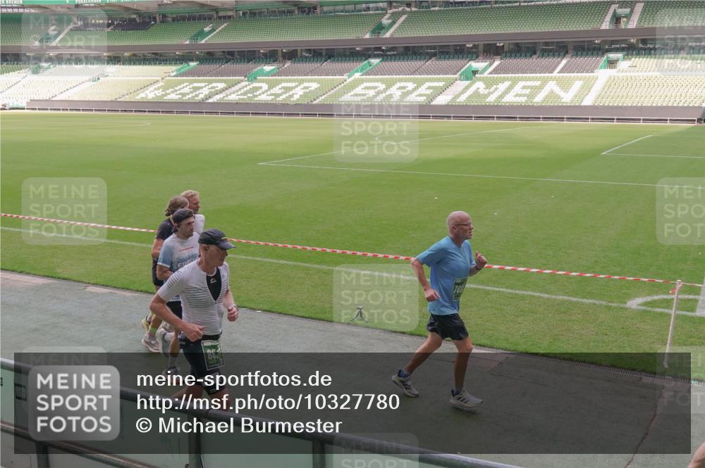 13.09.2026 - 21. swb-Marathon Bremen Michael Burmester http://msf.ph/oto/10327780 13.09.2026 12:57:45 Laufen im Stadion 141, 148, 334, 431, 511, 672, 769, 776, 789, 790, 857, 876, 909, 948, 1010, 1119, 1130, 1191, 1199, 1254, 1281, 1535, 1601, 1642, 1647, 1752, 1809, 1881, 1900, 1931, 1933, 1972, 2001, 2040, 2046, 2051, 2075, 2324, 2343, 2371, 2397, 2402, 2423, 2425, 2473, 2493, 2634, 2640, 2671, 2761, 2771, 2812, 2903, 2904, 3051, 3078, 3138, 3148, 3182, 3186, 3319, 3338, 3450, 3458, 3514, 3534, 3560, 3634, 3655, 3685, 3690, 3695, 3760, 3813, 3866, 3933, 3939, 4101, 4120, 4174, 4316 meine-sportfotos.de