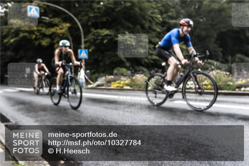 13.09.2026 - Stadtparktriathlon H.Heesch http://msf.ph/oto/10327784 13.09.2026 13:06:17 Radfahren 1129, 1323, 1339, 1369, 1385, 1401 meine-sportfotos.de