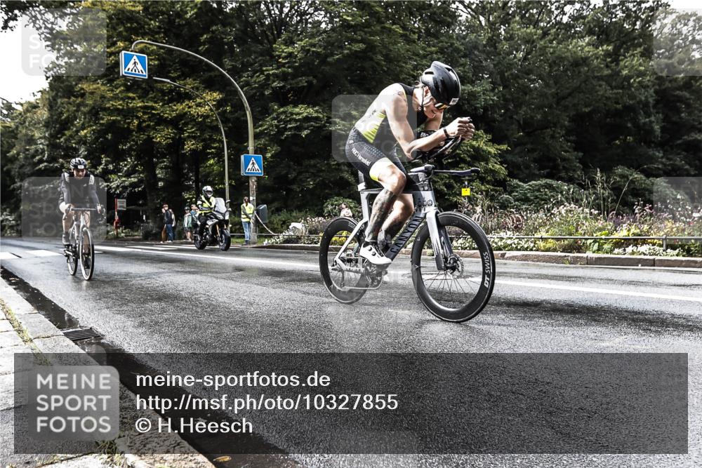 13.09.2026 - Stadtparktriathlon H.Heesch http://msf.ph/oto/10327855 13.09.2026 11:55:45 Radfahren 786, 862, 873 meine-sportfotos.de