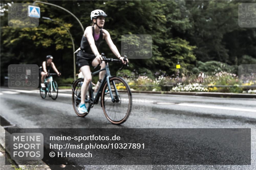 13.09.2026 - Stadtparktriathlon H.Heesch http://msf.ph/oto/10327891 13.09.2026 13:07:11 Radfahren 1146, 1263, 1300, 1317, 1381, 1414 meine-sportfotos.de