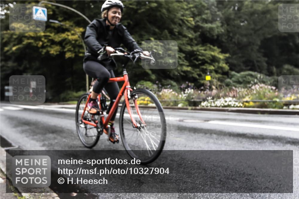 13.09.2026 - Stadtparktriathlon H.Heesch http://msf.ph/oto/10327904 13.09.2026 13:07:18 Radfahren 1115 meine-sportfotos.de