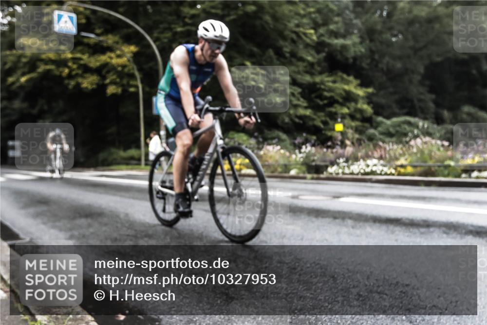 13.09.2026 - Stadtparktriathlon H.Heesch http://msf.ph/oto/10327953 13.09.2026 13:07:45 Radfahren 1194, 1264, 1292, 1310, 1423 meine-sportfotos.de