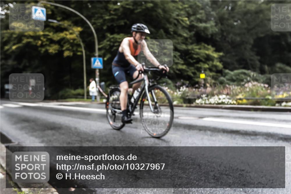 13.09.2026 - Stadtparktriathlon H.Heesch http://msf.ph/oto/10327967 13.09.2026 13:07:50 Radfahren 1221, 1249, 1292, 1428 meine-sportfotos.de