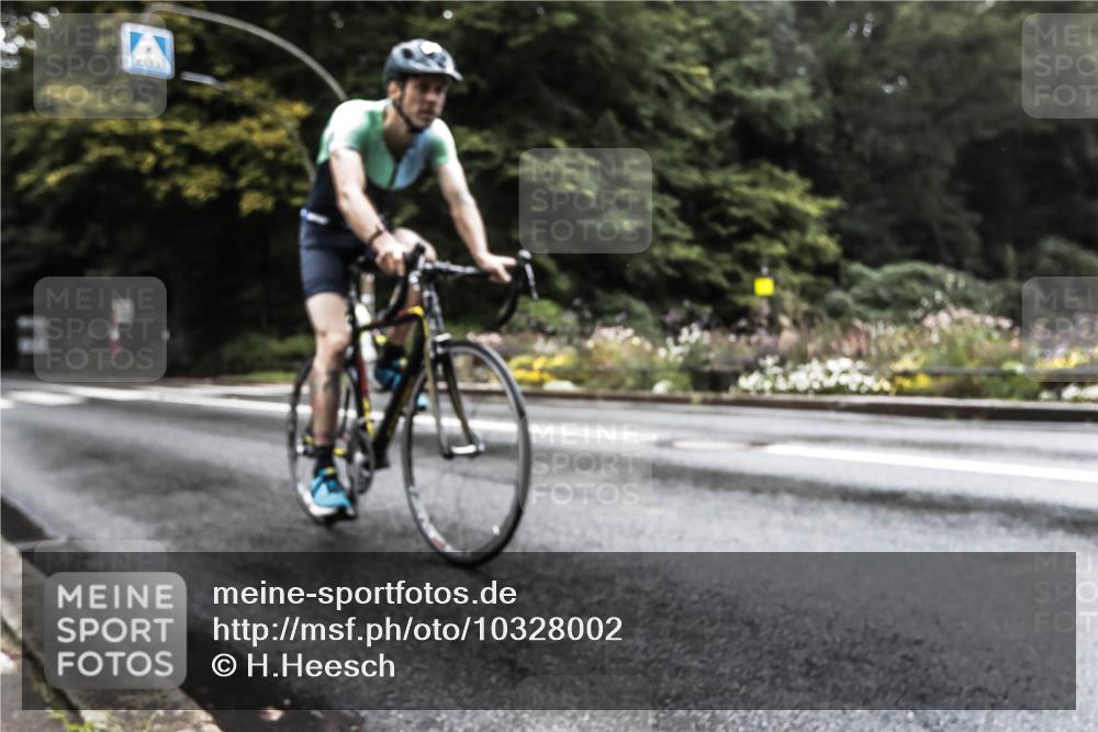 13.09.2026 - Stadtparktriathlon H.Heesch http://msf.ph/oto/10328002 13.09.2026 13:08:14 Radfahren 1282, 1285, 1307, 1422 meine-sportfotos.de