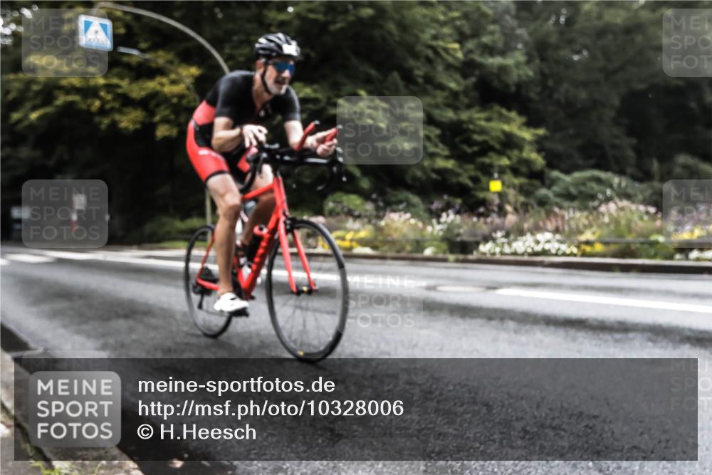13.09.2026 - Stadtparktriathlon H.Heesch http://msf.ph/oto/10328006 13.09.2026 13:08:18 Radfahren 1228, 1285 meine-sportfotos.de