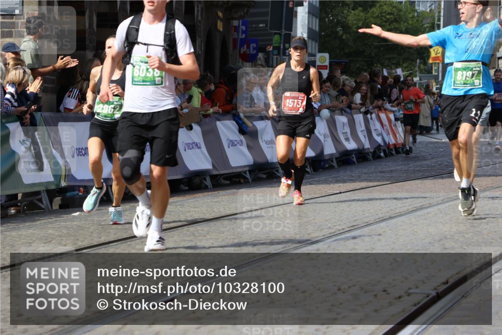 13.09.2026 - 21. swb-Marathon Bremen Strokosch-Dieckow http://msf.ph/oto/10328100 13.09.2026 13:13:15 Ziel 868, 1513, 2350, 2442, 2559, 2801, 2858, 3988, 4605, 5379, 5965, 6349, 8029, 8419, 8798, 9217, 13140, 779, 2130, 2360, 2882, 2962, 6038, 6394, 6407, 8197, 8477, 8568, 8963 meine-sportfotos.de