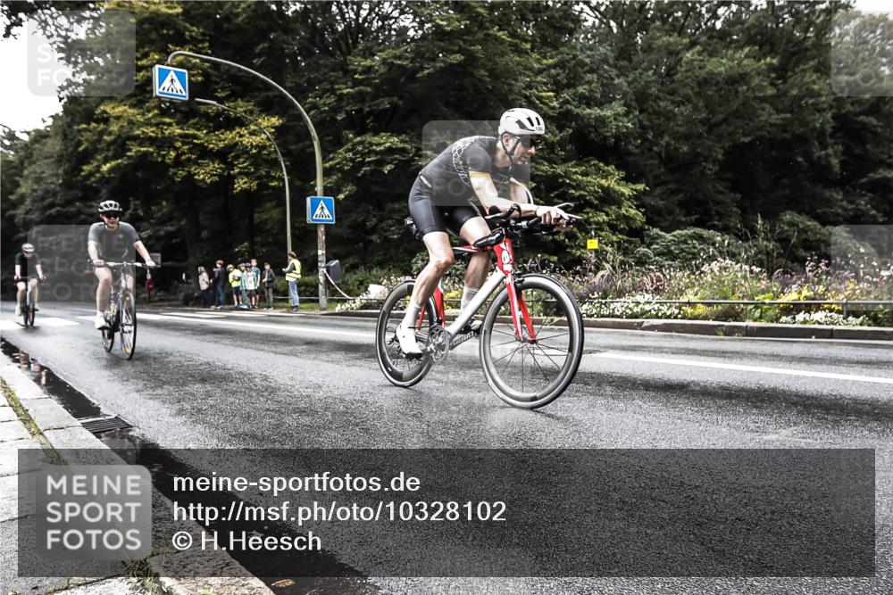 13.09.2026 - Stadtparktriathlon H.Heesch http://msf.ph/oto/10328102 13.09.2026 11:57:37 Radfahren 737, 743, 748, 825, 923, 937, 962, 1060 meine-sportfotos.de