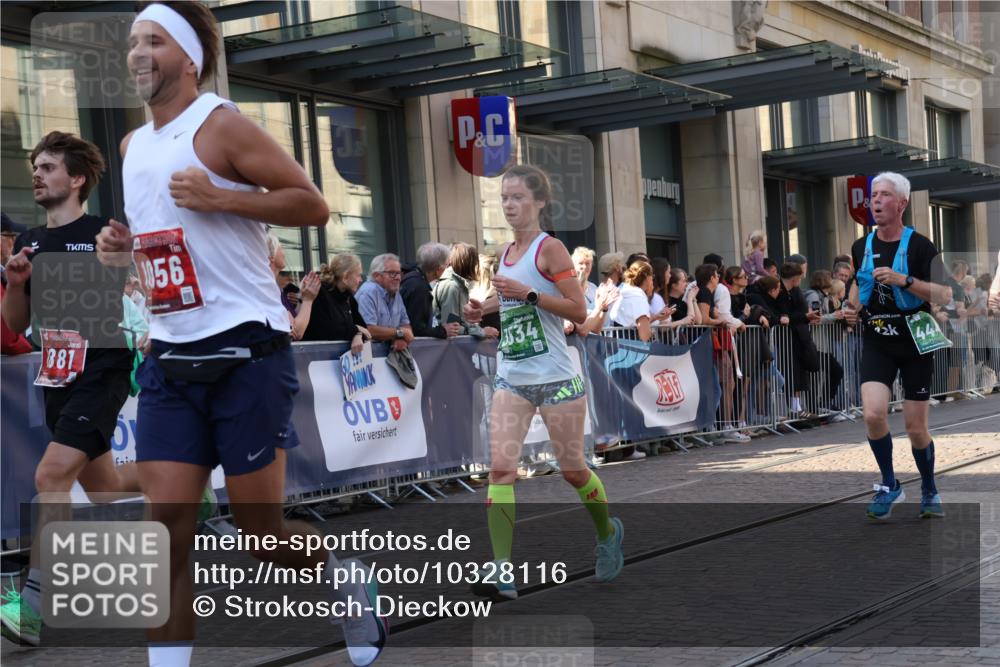 13.09.2026 - 21. swb-Marathon Bremen Strokosch-Dieckow http://msf.ph/oto/10328116 13.09.2026 13:21:03 Ziel 226, 2904, 2979, 3120, 3202, 3534, 3655, 4165, 4234, 4445, 4484, 4519, 4734, 6357, 6862, 8184, 8270, 8323, 8408, 8730, 8791, 8923, 9048, 9267, 9268, 9514, 9722, 9900, 769, 854, 1056, 1191, 1881, 2425, 2640, 3356, 3450, 3866, 3933, 4126, 4316, 4362, 4465, 4482, 4612, 4734, 5161, 5213, 5954, 6177, 6401, 6680, 6970, 7517, 7902, 8005, 8141, 8237, 8622, 8804, 8971, 9691, 13120, 13126 meine-sportfotos.de