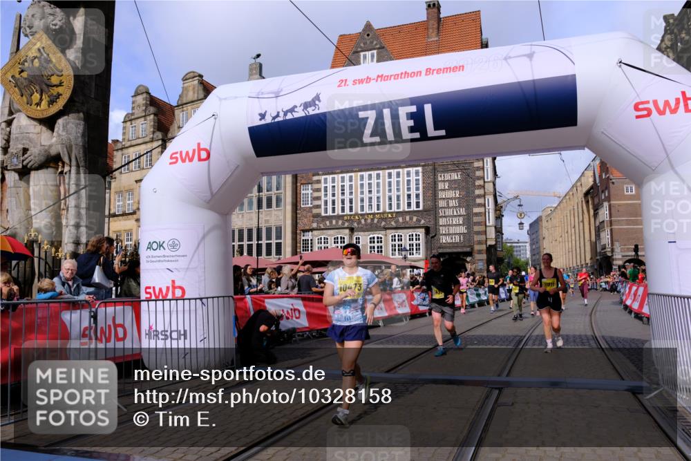 13.09.2026 - 21. swb-Marathon Bremen Tim E. http://msf.ph/oto/10328158 13.09.2026 11:02:24 Ziel 10173, 10257, 10439, 10473, 10500, 10617, 10636, 10803, 10817, 10924, 11249, 11268, 11436, 11576, 11811, 12016, 12042, 12094, 12095, 12134, 12135, 12145, 12360, 12437, 12506 meine-sportfotos.de