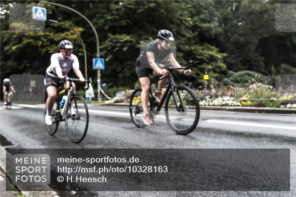 13.09.2026 - Stadtparktriathlon H.Heesch http://msf.ph/oto/10328163 13.09.2026 13:10:21 Radfahren 1229, 1255, 1262, 1375, 1405 meine-sportfotos.de