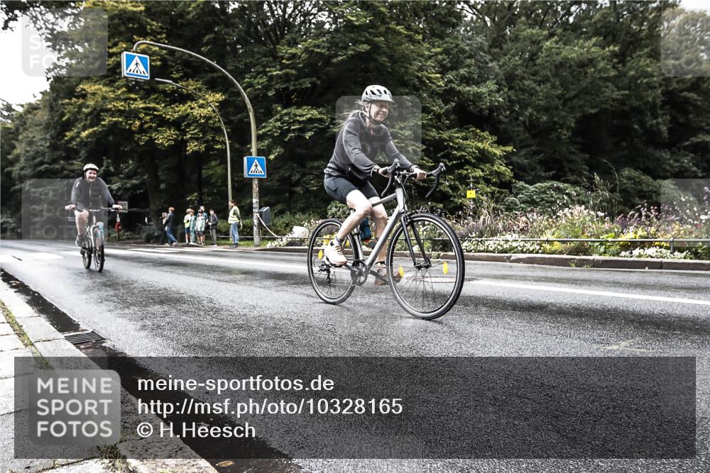 13.09.2026 - Stadtparktriathlon H.Heesch http://msf.ph/oto/10328165 13.09.2026 11:58:02 Radfahren 712, 761, 765, 794, 896 meine-sportfotos.de