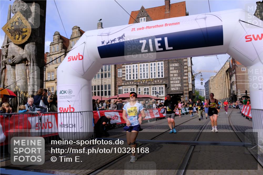 13.09.2026 - 21. swb-Marathon Bremen Tim E. http://msf.ph/oto/10328168 13.09.2026 11:02:25 Ziel 10173, 10257, 10331, 10439, 10473, 10500, 10617, 10636, 10803, 10924, 11249, 11436, 11576, 11811, 12016, 12042, 12094, 12134, 12135, 12145, 12360, 12437, 12506 meine-sportfotos.de