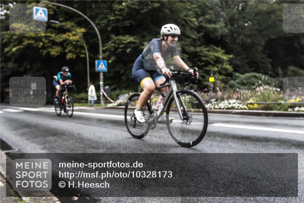 13.09.2026 - Stadtparktriathlon H.Heesch http://msf.ph/oto/10328173 13.09.2026 13:10:22 Radfahren 1229, 1255, 1262, 1326, 1375, 1405 meine-sportfotos.de