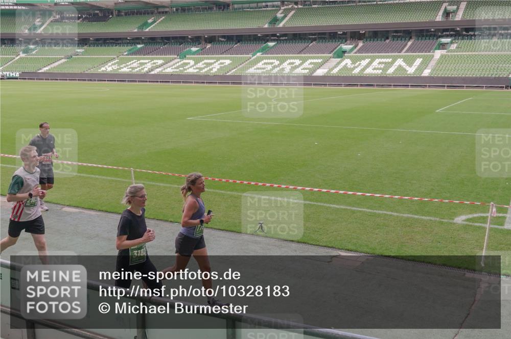 13.09.2026 - 21. swb-Marathon Bremen Michael Burmester http://msf.ph/oto/10328183 13.09.2026 12:58:18 Laufen im Stadion 141, 148, 191, 226, 334, 511, 672, 776, 789, 790, 857, 909, 972, 1010, 1119, 1191, 1199, 1254, 1281, 1535, 1642, 1647, 1752, 1809, 1881, 1900, 1931, 1933, 2046, 2051, 2075, 2324, 2343, 2367, 2371, 2397, 2402, 2423, 2425, 2493, 2577, 2640, 2771, 2807, 2885, 2903, 2904, 2979, 3021, 3051, 3078, 3098, 3120, 3138, 3148, 3182, 3186, 3233, 3319, 3338, 3435, 3450, 3514, 3534, 3560, 3634, 3655, 3685, 3690, 3695, 3760, 3866, 3933, 3934, 3939, 4101, 4120, 4174, 4316, 205 meine-sportfotos.de