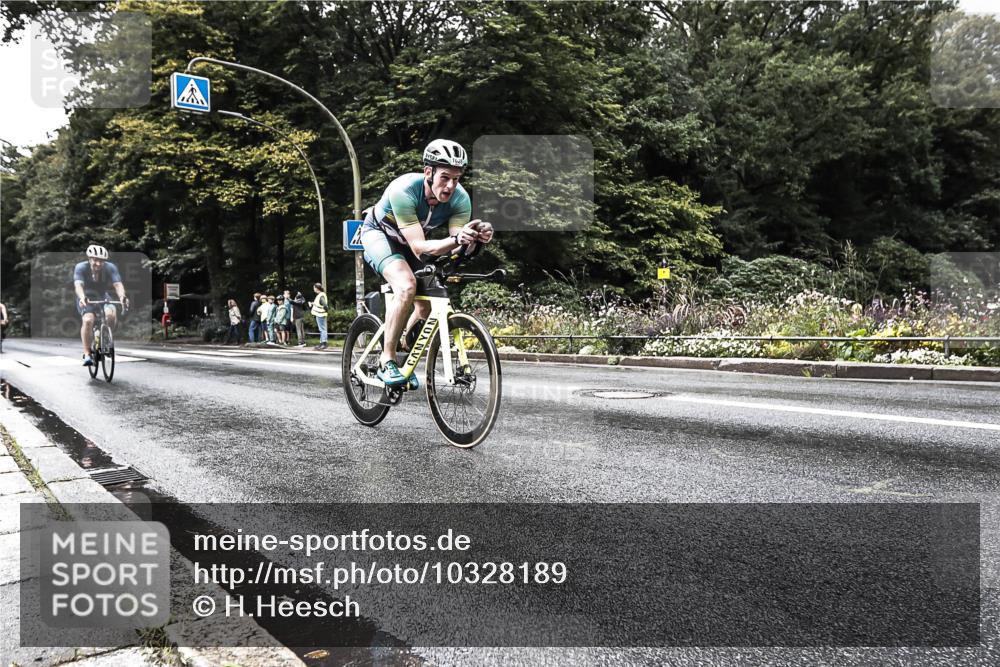 13.09.2026 - Stadtparktriathlon H.Heesch http://msf.ph/oto/10328189 13.09.2026 11:58:09 Radfahren 732, 847, 906, 1028 meine-sportfotos.de