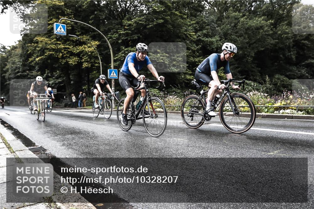 13.09.2026 - Stadtparktriathlon H.Heesch http://msf.ph/oto/10328207 13.09.2026 11:58:15 Radfahren 750, 904, 906, 918, 920, 934, 963, 999 meine-sportfotos.de