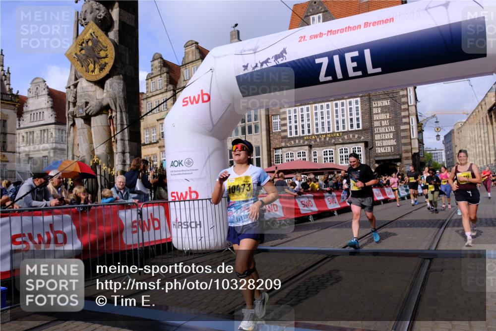 13.09.2026 - 21. swb-Marathon Bremen Tim E. http://msf.ph/oto/10328209 13.09.2026 11:02:25 Ziel 10173, 10257, 10331, 10439, 10473, 10500, 10617, 10636, 10803, 10924, 11249, 11436, 11576, 11811, 12016, 12042, 12094, 12134, 12135, 12145, 12360, 12437, 12506 meine-sportfotos.de