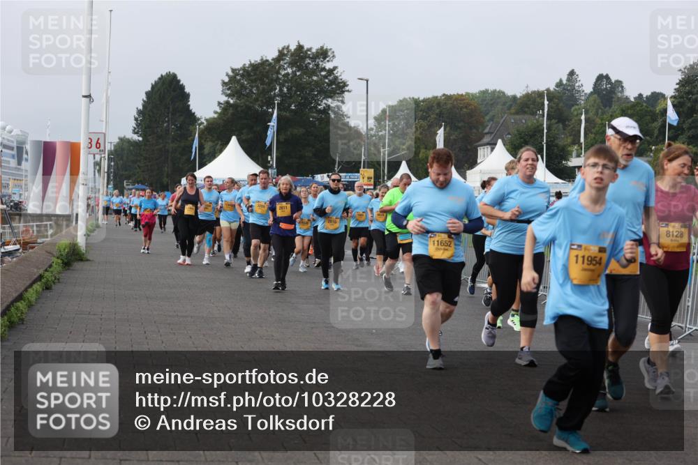 13.09.2026 - Kiel Lauf Andreas Tolksdorf http://msf.ph/oto/10328228 13.09.2026 09:29:19 Kiellinie 36, 11445, 3205, 2811, 2816, 11652, 11954, 8128 meine-sportfotos.de