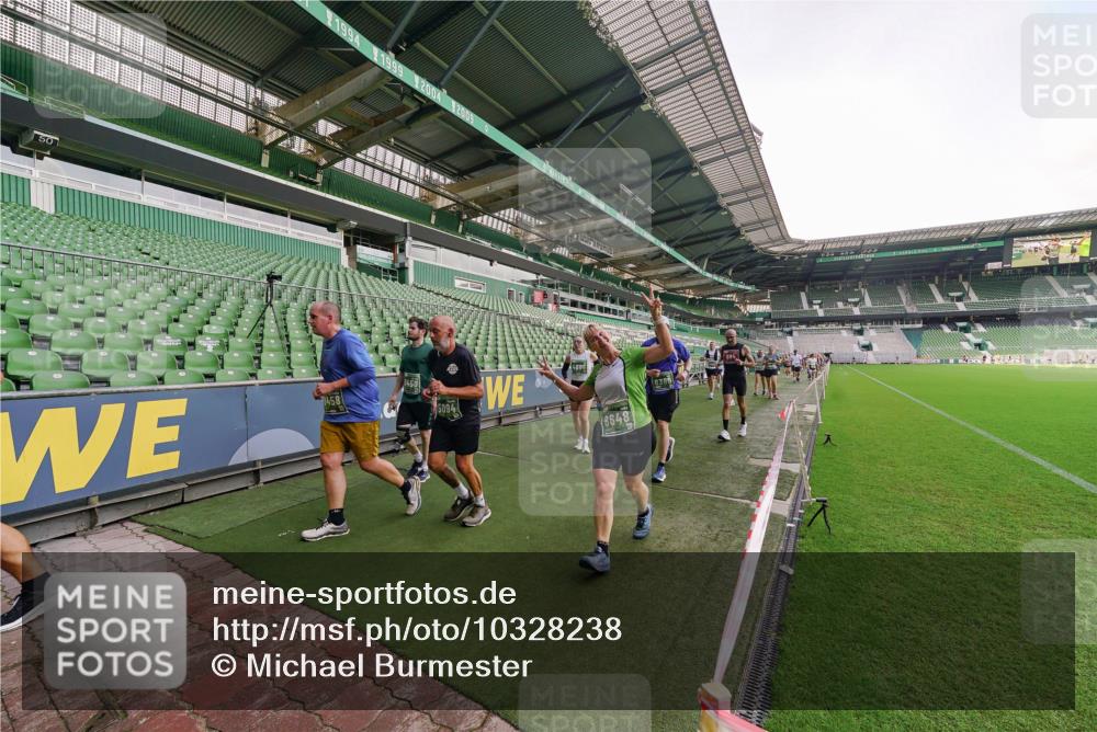 13.09.2026 - 21. swb-Marathon Bremen Michael Burmester http://msf.ph/oto/10328238 13.09.2026 13:33:53 Laufen im Stadion 155, 350, 428, 490, 594, 679, 709, 765, 786, 787, 916, 1001, 1026, 1048, 1051, 1098, 1292, 1377, 1444, 1553, 1557, 1560, 1591, 1592, 1607, 1661, 1703, 1760, 1772, 1784, 1827, 1996, 2077, 2132, 2226, 2230, 2231, 2320, 2338, 2374, 2399, 2400, 2451, 2456, 2479, 2511, 2514, 2515, 2539, 2543, 2616, 2630, 2641, 2718, 2735, 2757, 2769, 2787, 2791, 2848, 2982, 3014, 3345, 3443, 3503, 3547, 3577, 3601, 3614, 3660, 3708, 3709, 3720, 3797, 3875, 3901, 3911, 3952, 4001, 4014, 5151 meine-sportfotos.de